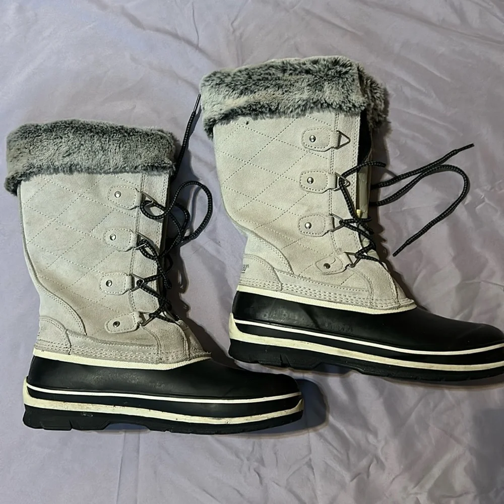 Khombu waterproof Snow boots - Picture 1 of 10